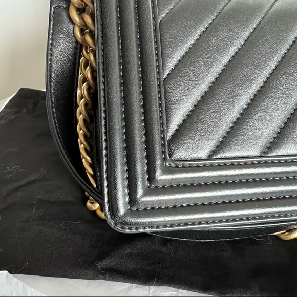 SOLD Chanel Chevron Medium Boy Bag - Picture 8 of 12